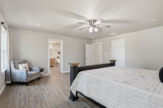 2808 Sky Harbour Drive, Granbury, TX 76049