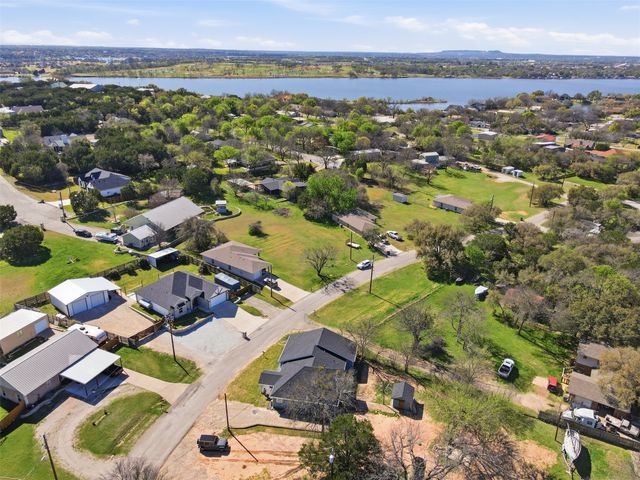 2808 Sky Harbour Drive, Granbury, TX 76049