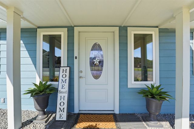 2808 Sky Harbour Drive, Granbury, TX 76049