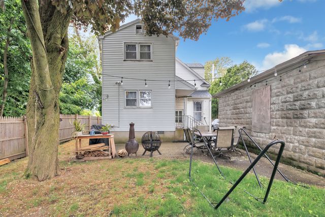 26 Longfellow Avenue, Fairfield, CT 06825