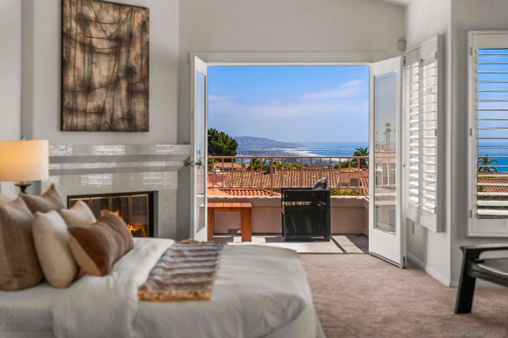 Image 17 of property listing at 1373 Caminito Halago, La Jolla, CA 92037
