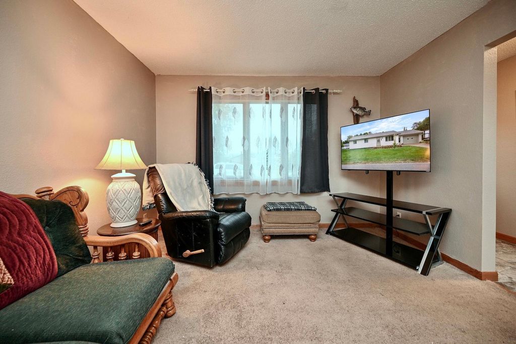 89 W 13th Street, Buffalo City, WI 54622 — photo 3