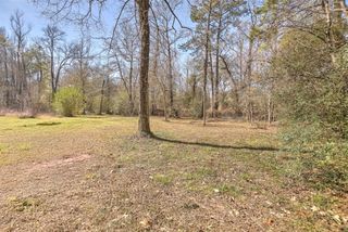 73 County Road 2076, Hull, TX 77564