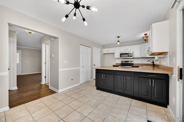 1 Glen Echo Lane 1, St Peters, MO 63303