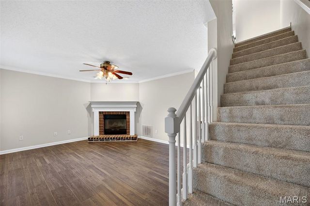 1 Glen Echo Lane 1, St Peters, MO 63303