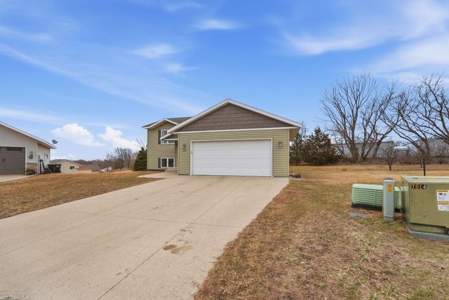 210 Carroll Court, Paynesville, MN 56362