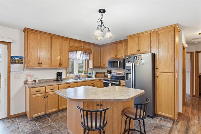 210 Carroll Court, Paynesville, MN 56362