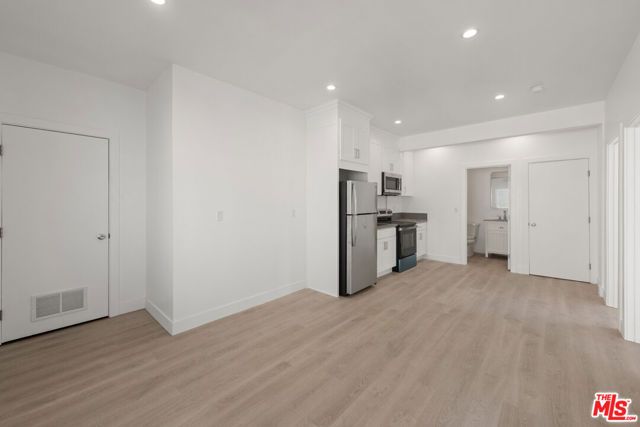 68870 Los Gatos Road, Cathedral City, CA 92234