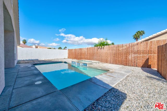 68870 Los Gatos Road, Cathedral City, CA 92234