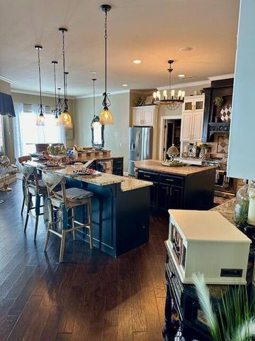 4301 FAIRWAY Drive, Amarillo, TX 79124