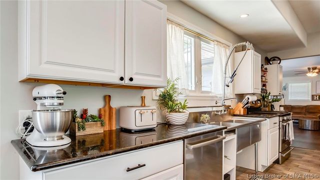 121 Franklin Drive, New Albany, IN 47150