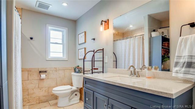 121 Franklin Drive, New Albany, IN 47150