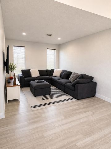 332 NW 107TH Avenue, Pembroke Pines, FL 33026