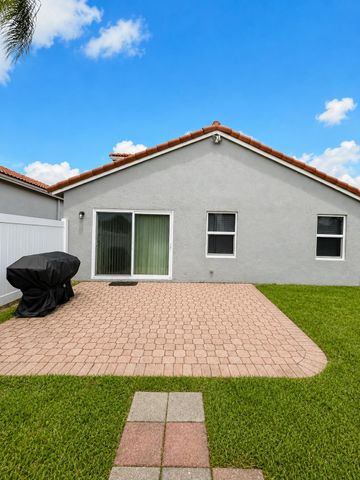 332 NW 107TH Avenue, Pembroke Pines, FL 33026