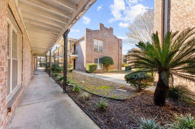 867 Colony Drive 99, Charleston, SC 29407