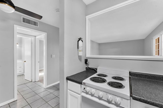 867 Colony Drive 99, Charleston, SC 29407