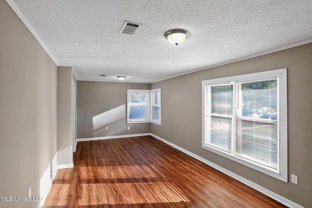 4875 Churchill Drive, Jackson, MS 39206