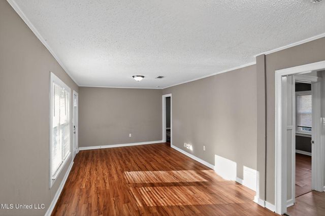 4875 Churchill Drive, Jackson, MS 39206