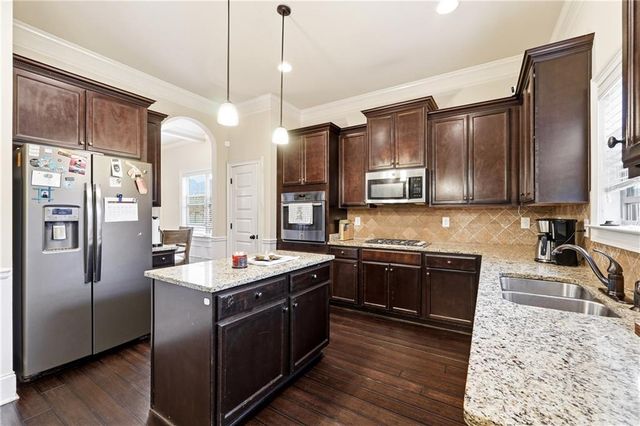 2631 Livingston Court, Loganville, GA 30052