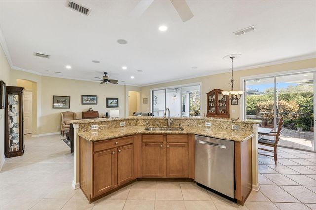 1607 VICTORIA GARDENS DRIVE, Deland, FL 32724