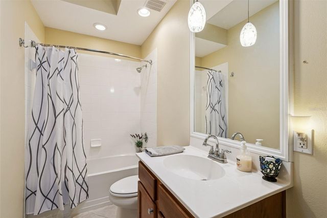 1607 VICTORIA GARDENS DRIVE, Deland, FL 32724