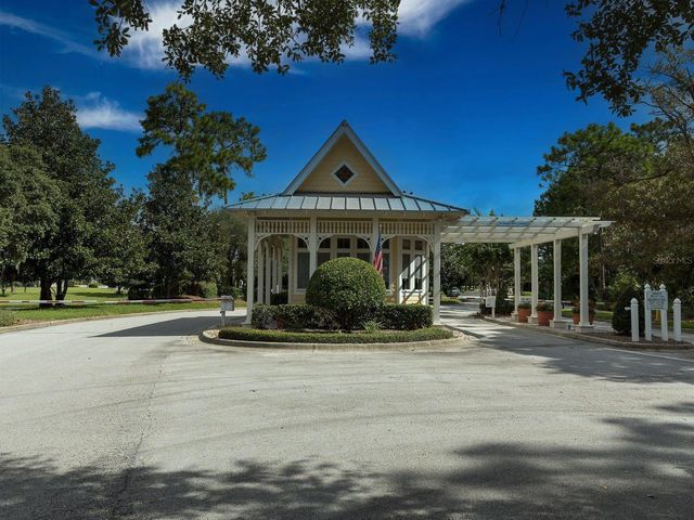 1607 VICTORIA GARDENS DRIVE, Deland, FL 32724