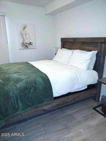 3601 W Tierra Buena Lane Unit 111, Phoenix, AZ 85053