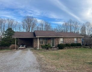 205 Johnson Subdivision Ln, Gainesboro, TN 38562