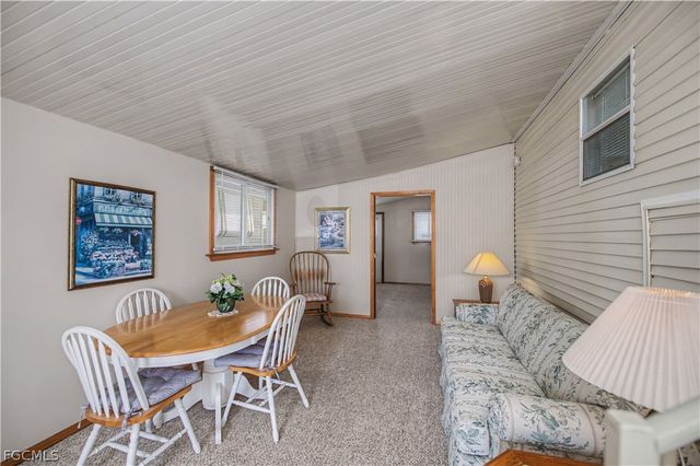 51 La Fonda LN, North Fort Myers, FL 33903