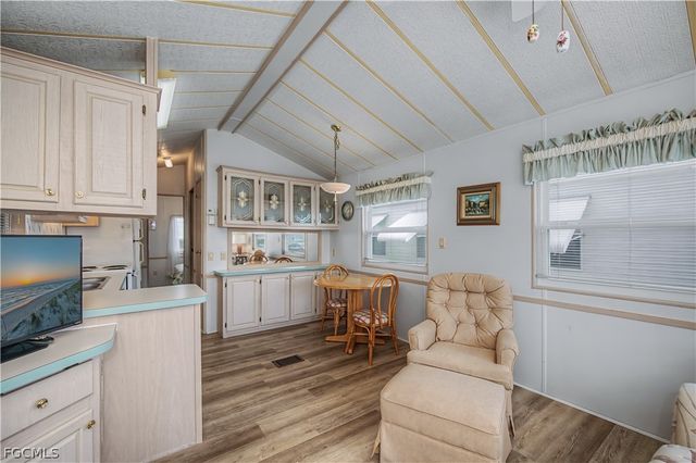 51 La Fonda LN, North Fort Myers, FL 33903