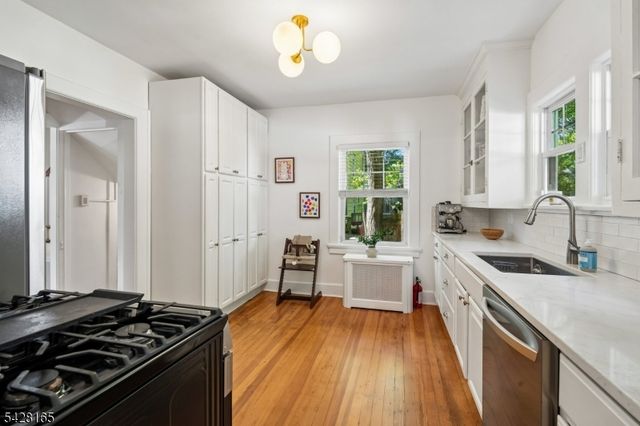 72 Central Ave, Montclair Twp., NJ 07042
