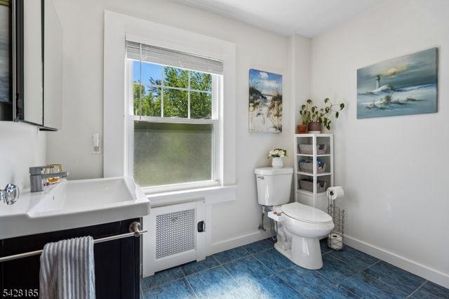 72 Central Ave, Montclair Twp., NJ 07042