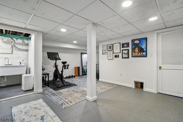 72 Central Ave, Montclair Twp., NJ 07042