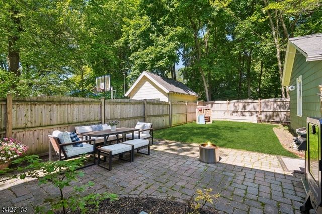 72 Central Ave, Montclair Twp., NJ 07042