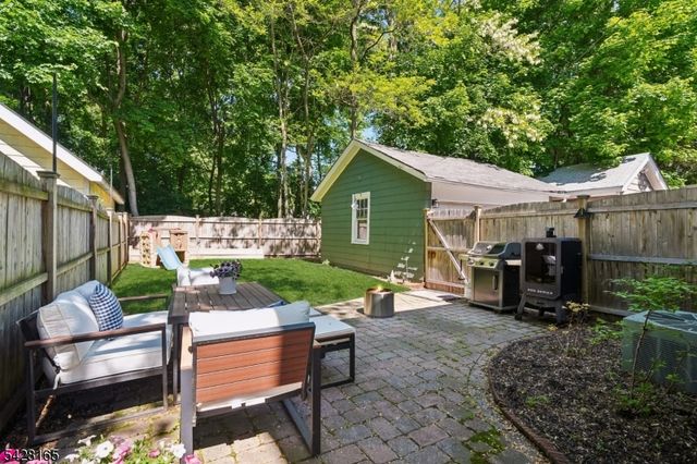 72 Central Ave, Montclair Twp., NJ 07042