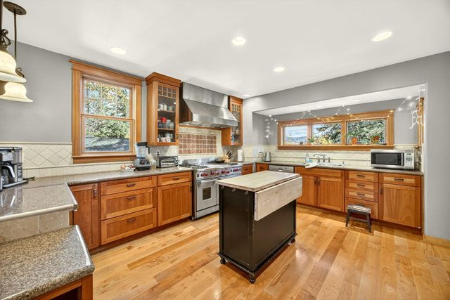 219 Meade Street, Ashland, OR 97520