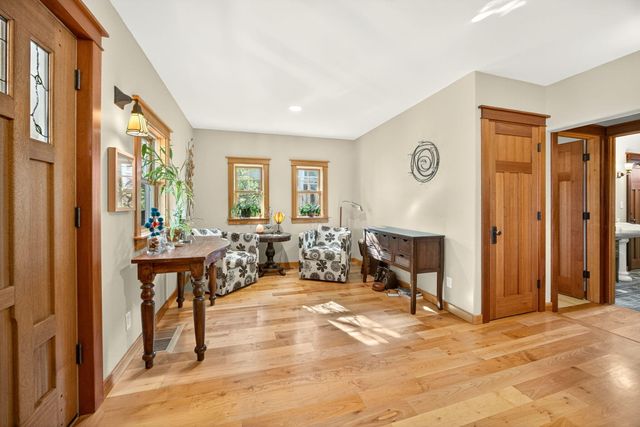 219 Meade Street, Ashland, OR 97520