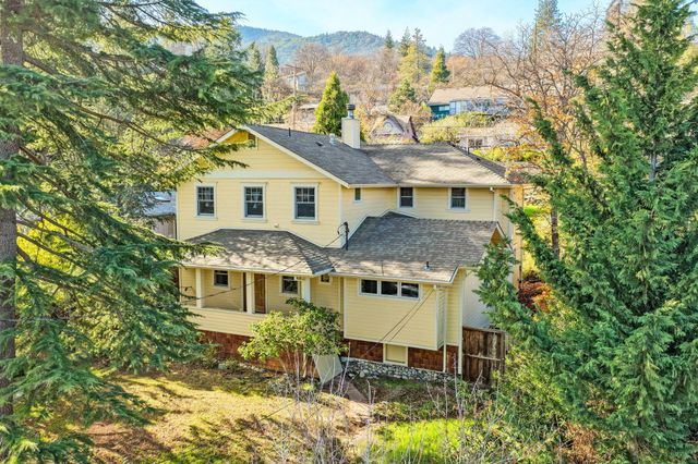 219 Meade Street, Ashland, OR 97520