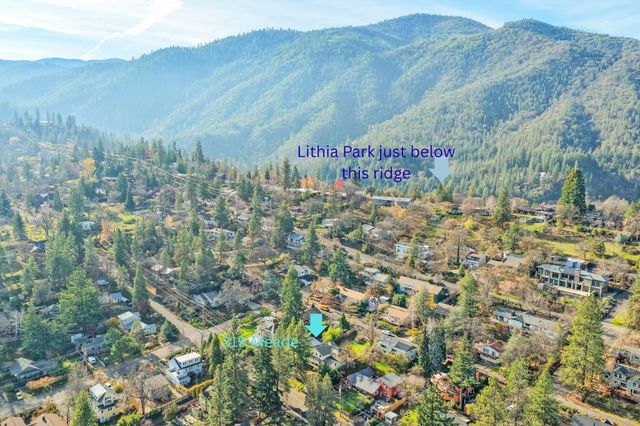 219 Meade Street, Ashland, OR 97520