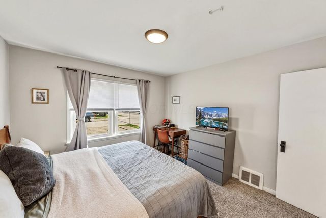 1329 Studer Avenue, Columbus, OH 43206