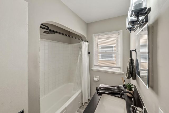 1329 Studer Avenue, Columbus, OH 43206