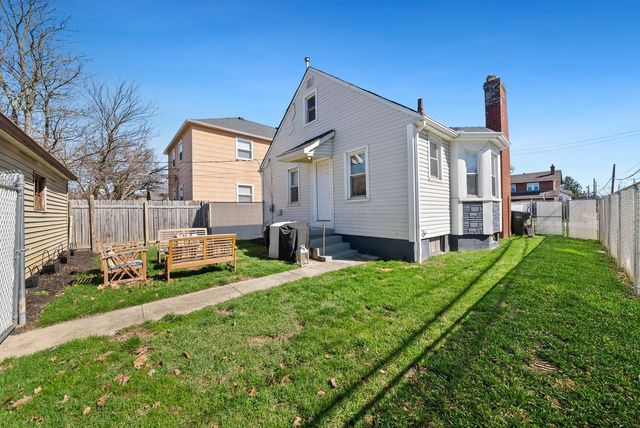 1329 Studer Avenue, Columbus, OH 43206