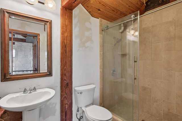 6401 Muleshoe Bend TRL, Marble Falls, TX 78654