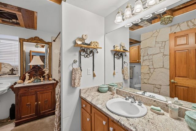 6401 Muleshoe Bend TRL, Marble Falls, TX 78654