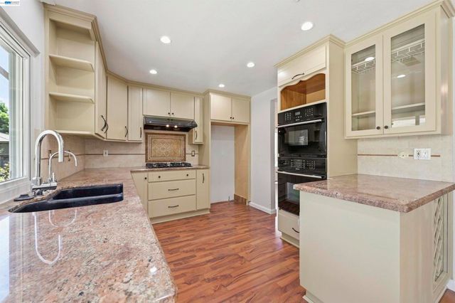 47108 Yucatan Dr, Fremont, CA 94539