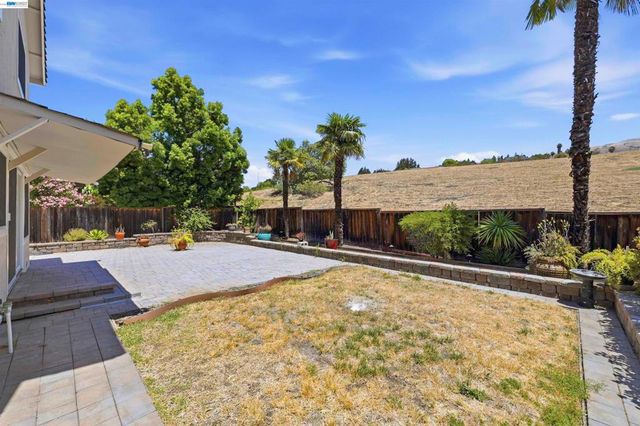 47108 Yucatan Dr, Fremont, CA 94539