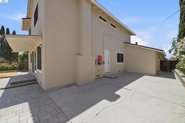 47108 Yucatan Dr, Fremont, CA 94539