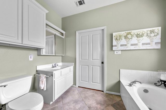 516 Winged Foot Lane, Kerrville, TX 78028