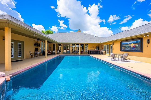 516 Winged Foot Lane, Kerrville, TX 78028