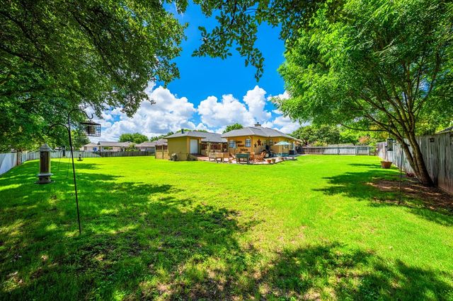 516 Winged Foot Lane, Kerrville, TX 78028